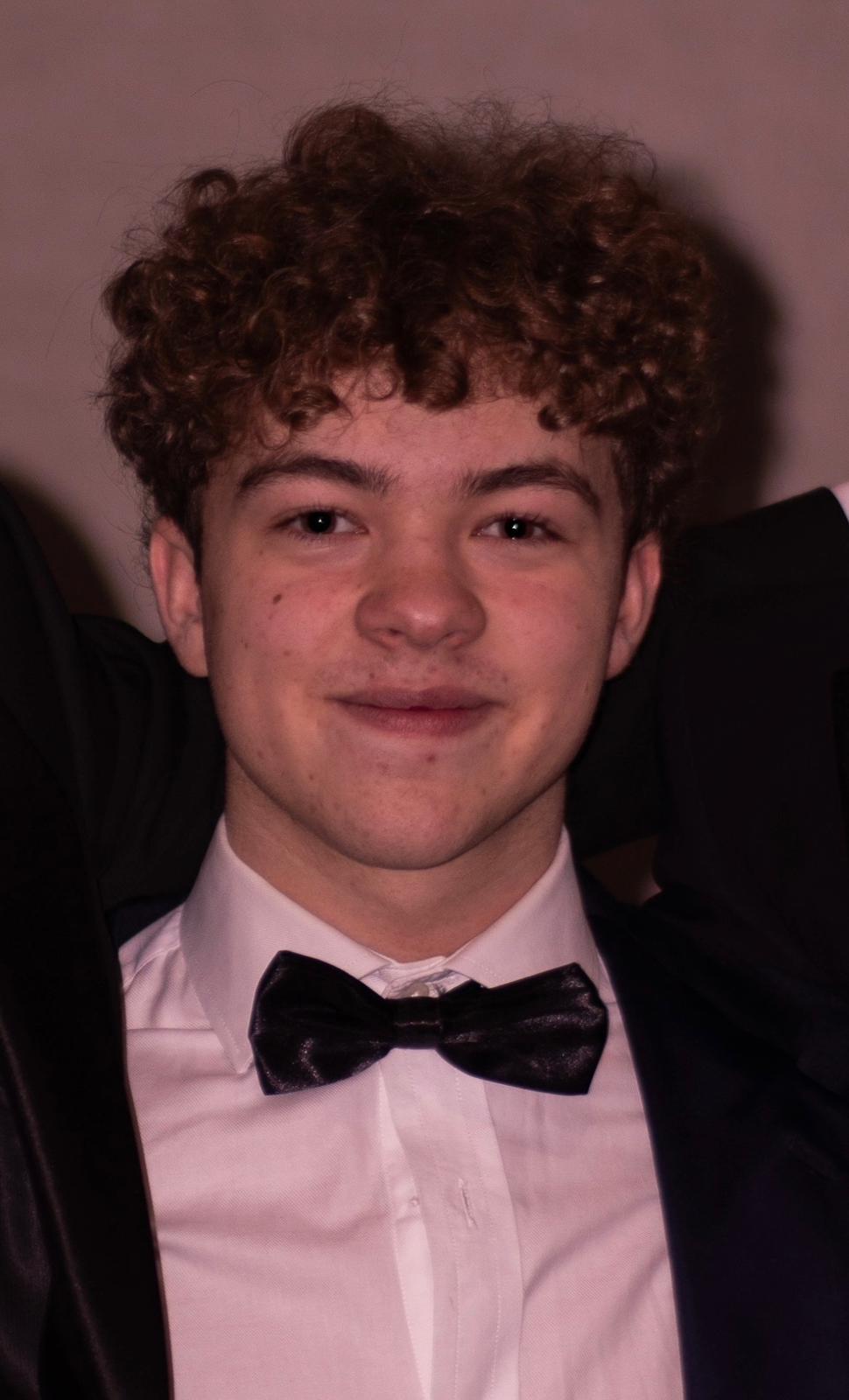 Lucas Tavares, Social Sec